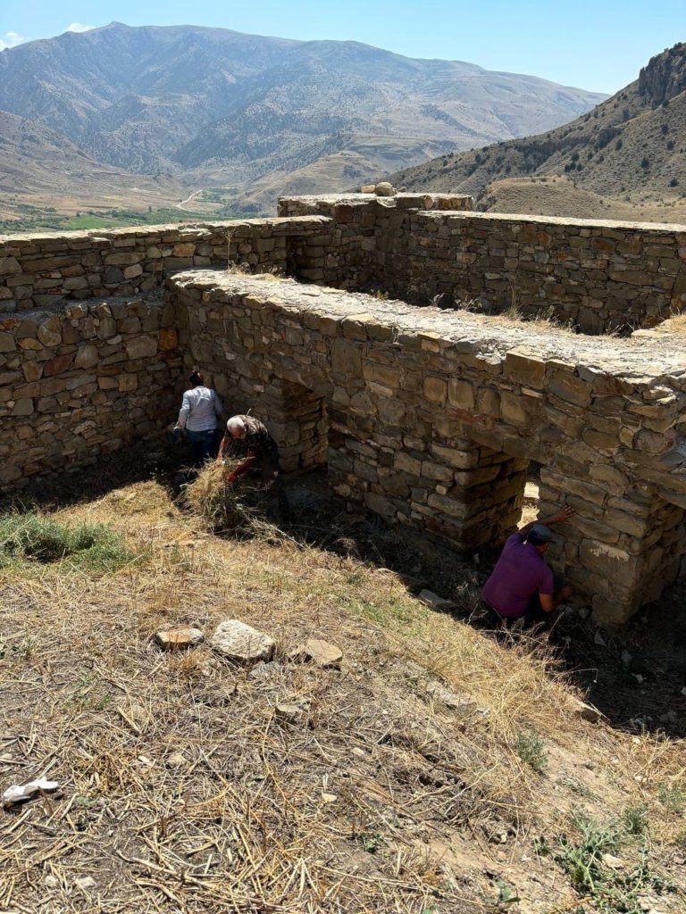 Մաքրման աշխատանքներ «Տափի բերդ» ամրոցում