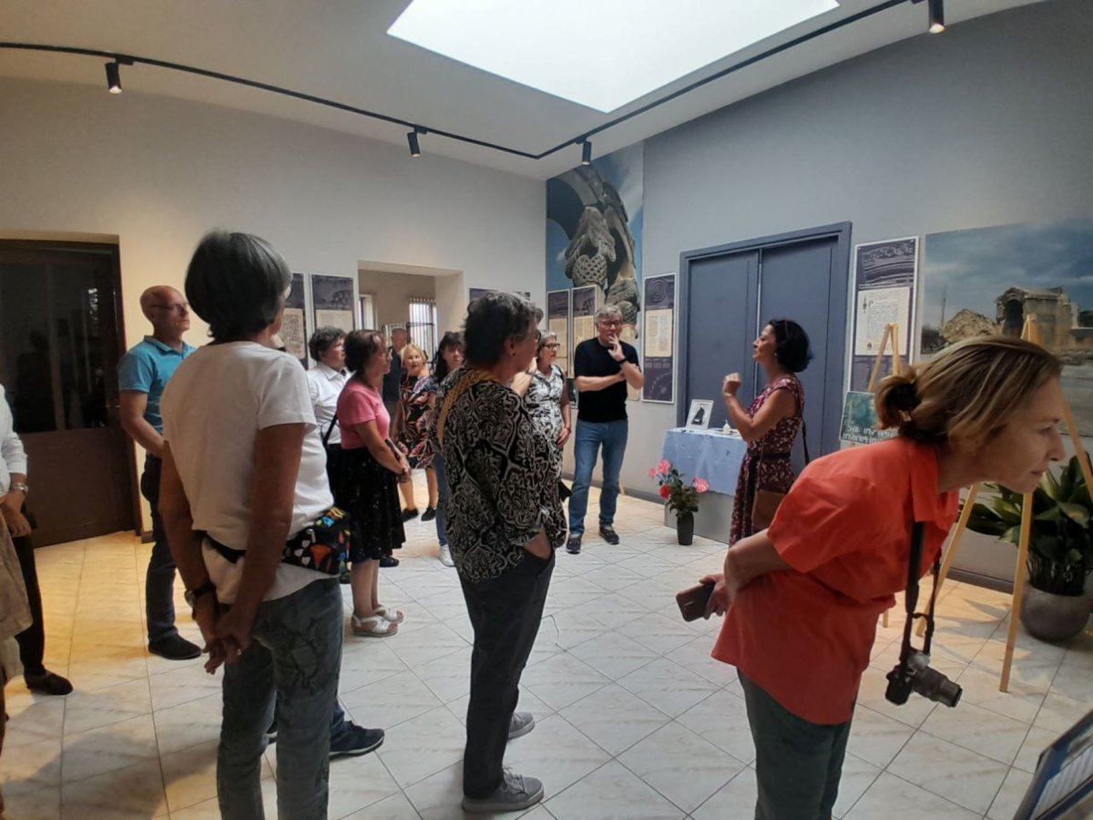 Զվարթնոցը Կոմիտասի շնչով