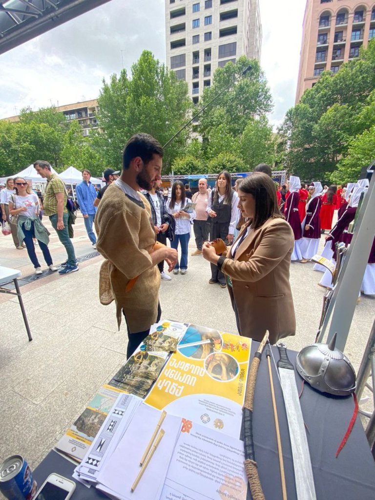 «Բջնի ամրոցի գանձերը» և  «Արի՛ խաղանք հնագիտություն» կրթական ծրագրերը «Ճանաչի՛ր Հայաստանը» ցուցահանդեսում