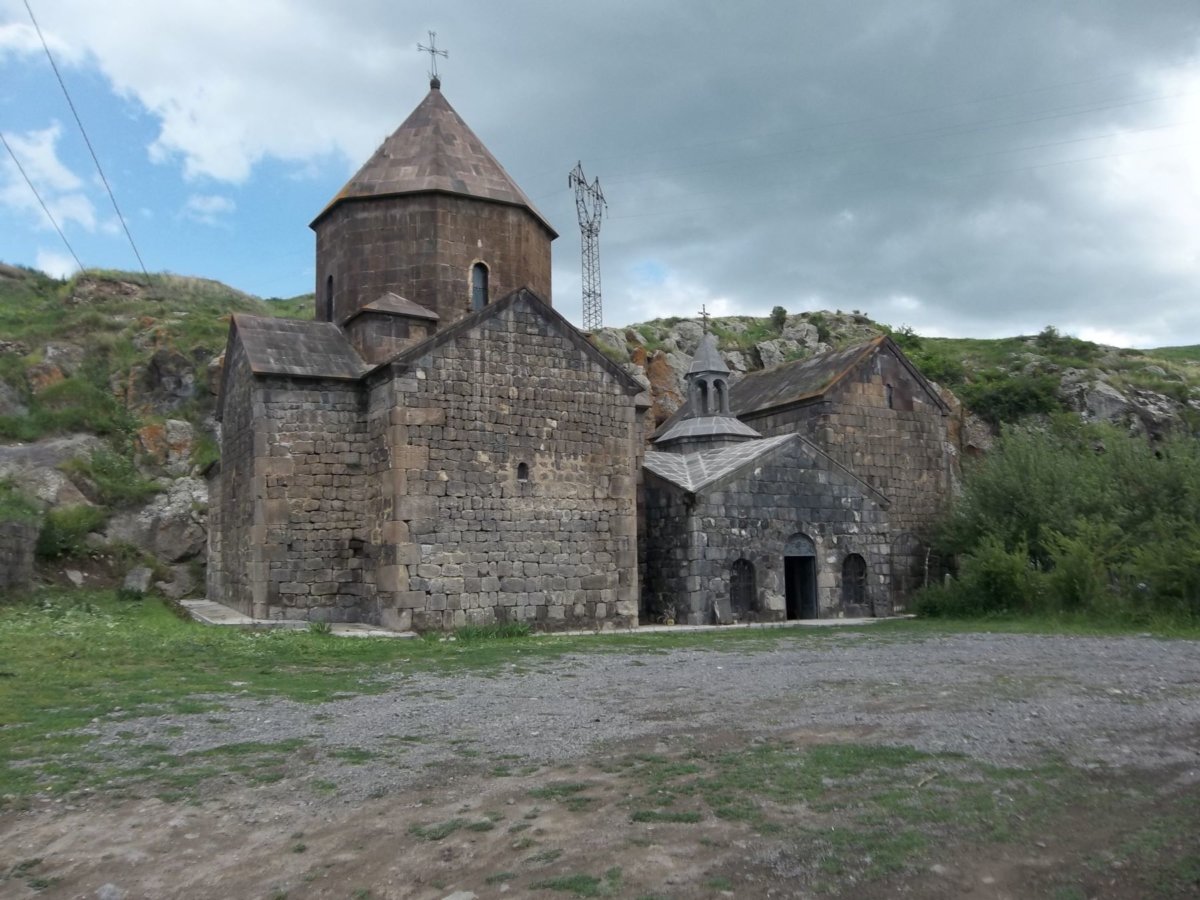 ՎԱՆԵՎԱՆ ՎԱՆԱԿԱՆ ՀԱՄԱԼԻՐ