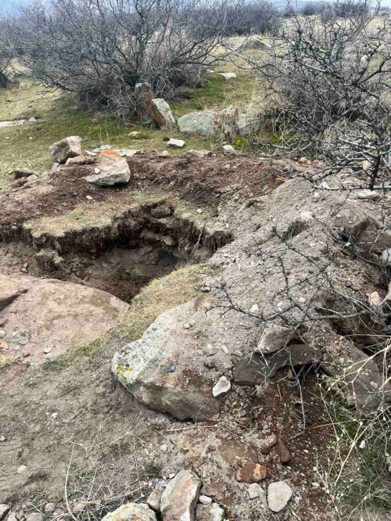 Վանդալիզմ Կարմիր բերդի տարածքում