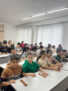 Համայնքային հուշարձանապահպանություն թեմայով կրթական ծրագիրը Երևանի Հենրիկ Խաչատրյանի անվան 199 հիմնական դպրոցում ավարտվեց