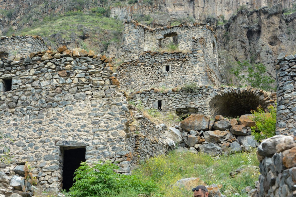 Գորիսի տարածաշրջանի լքված բնակավայրերի պահպանության և զարգացման հեռանկարները «Հայկական լեռնաշխարհի պատմամշակութային ժառանգությունը» միջազգային 6-րդ գիտաժողովում