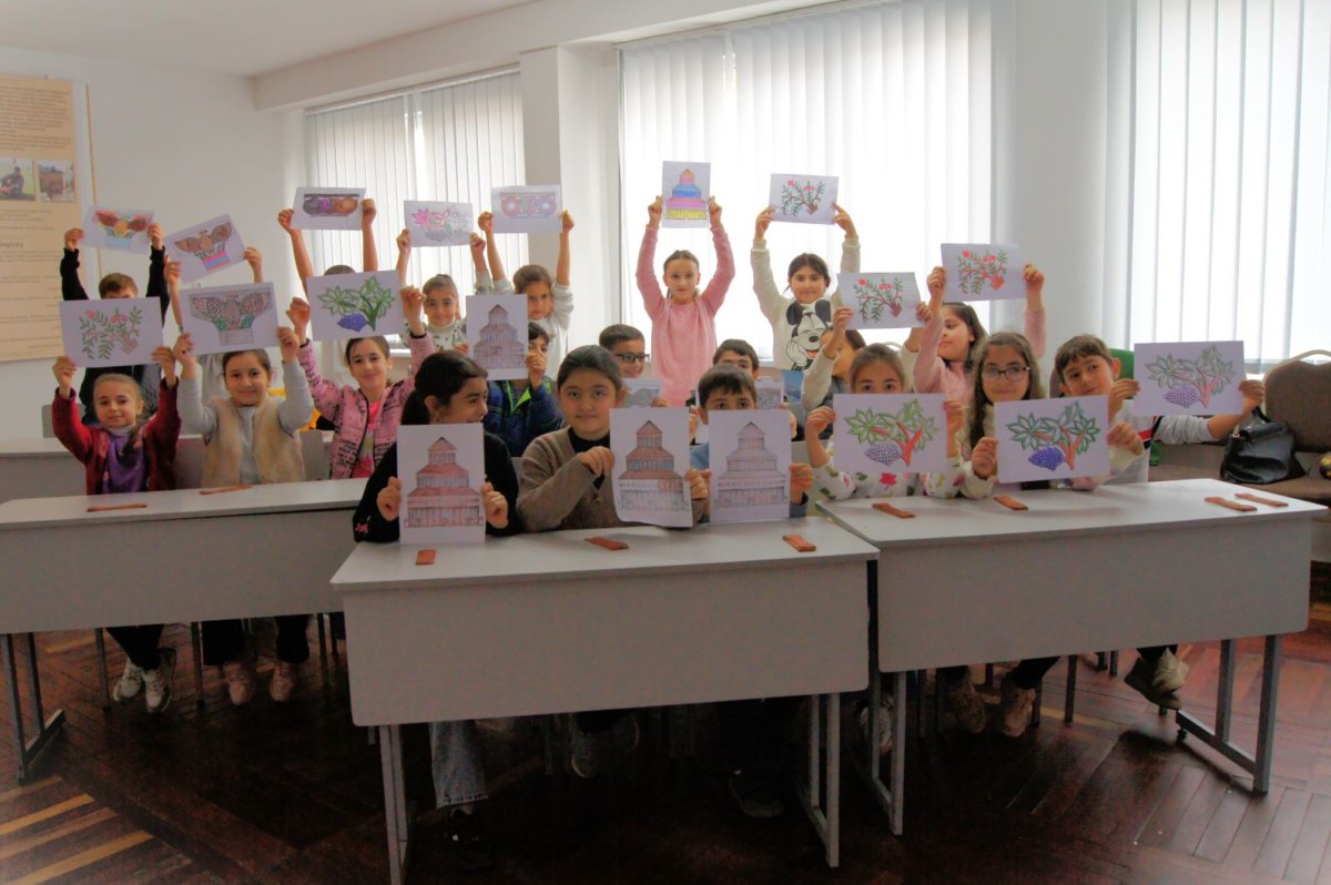 Համայնքային հուշարձանապահպանությունը Երևանի Հենրիկ Խաչատրյանի անվան 199 հիմնական դպրոցում