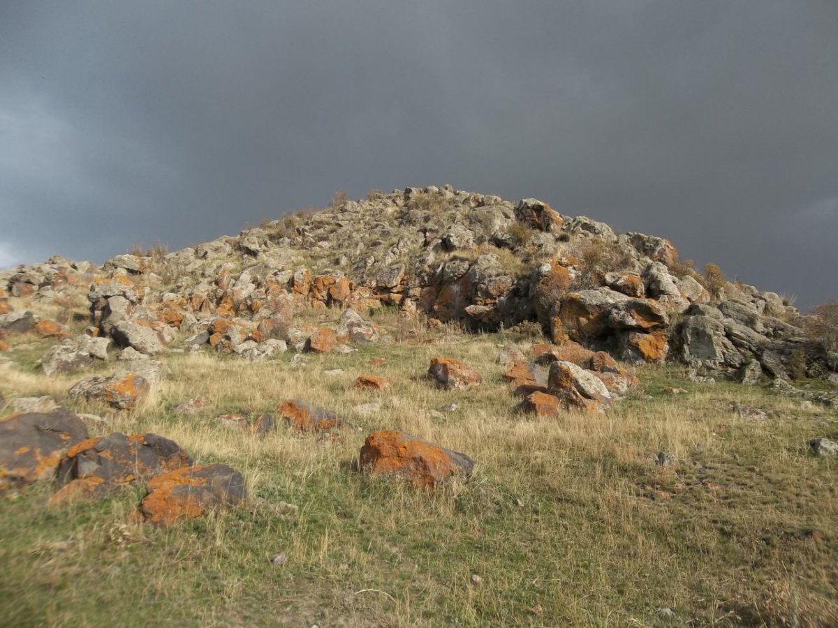 «Թեյշեբայնի» (Օձաբերդ) ամրոց (Ք․ա․ 8-6 դդ․)