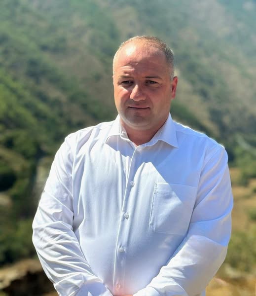 «Պատմամշակութային արգելոց-թանգարանների և պատմական միջավայրի պահպանության ծառայություն» ՊՈԱԿ-ի տնօրեն Արմեն Հովհաննիսյանի ուղերձը Գիտելիքի օրվա առթիվ