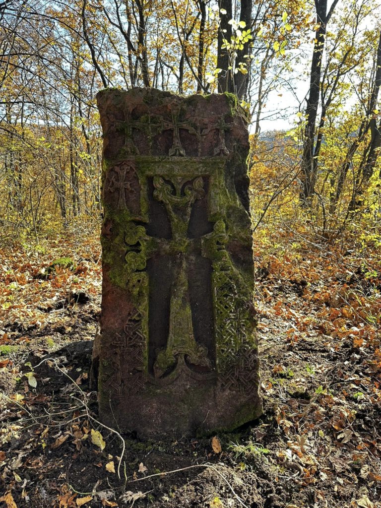 Նոր կյանք խաչքարերին Լոռու մարզում