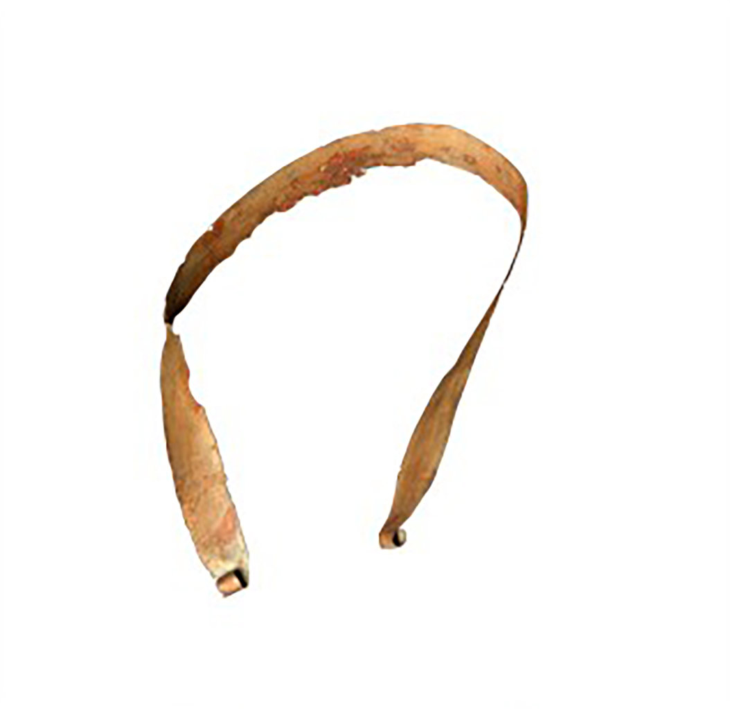 Քարաշամբի դամբարանադաշտի նյութական մշակույթը․  ճակատակալ