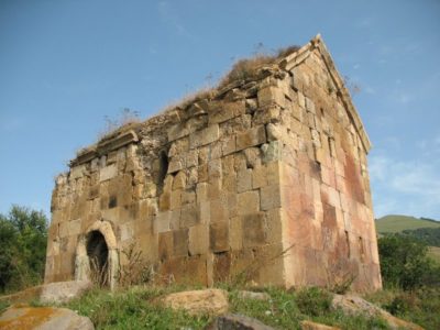 Կանաչ անտառի Կարմիր վանքը