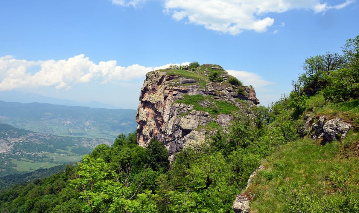 Արցախի անձեռակերտ բերդը․ Կաչաղակաբերդ