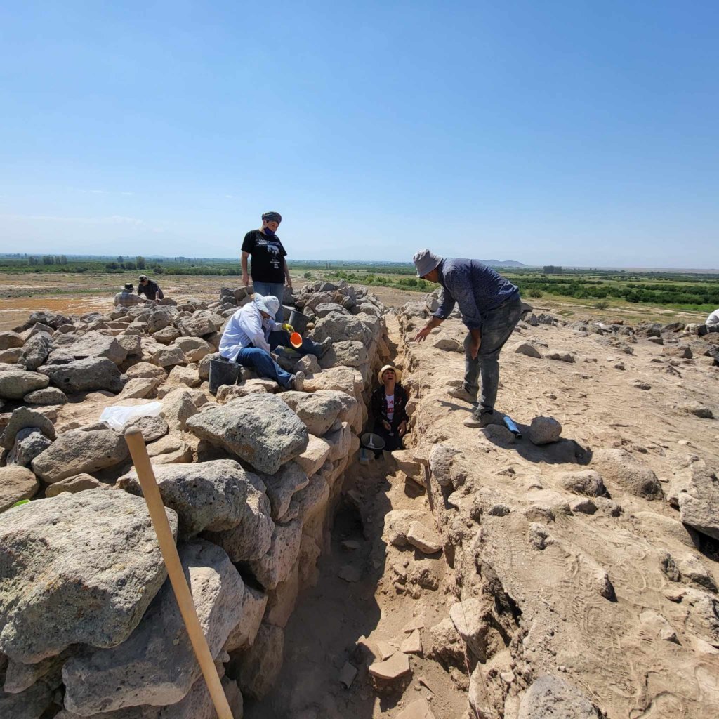  Խանջյան գյուղի  նորահայատ ամրոցի պեղումների արդյունքը