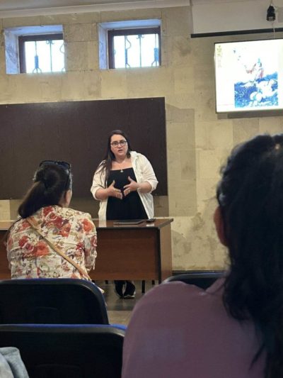 Զրույցներ գիտնականի հետ