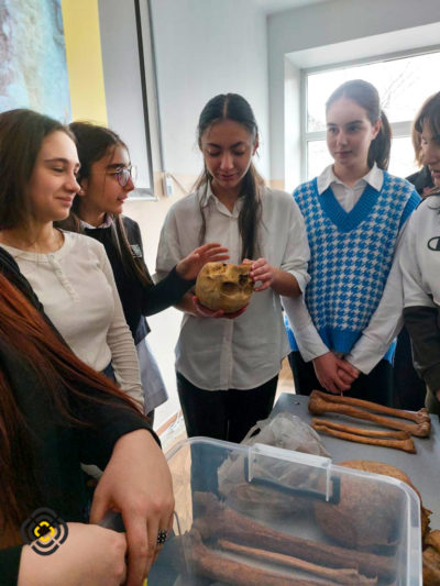 Հնամարդաբանությունը դպրոցում