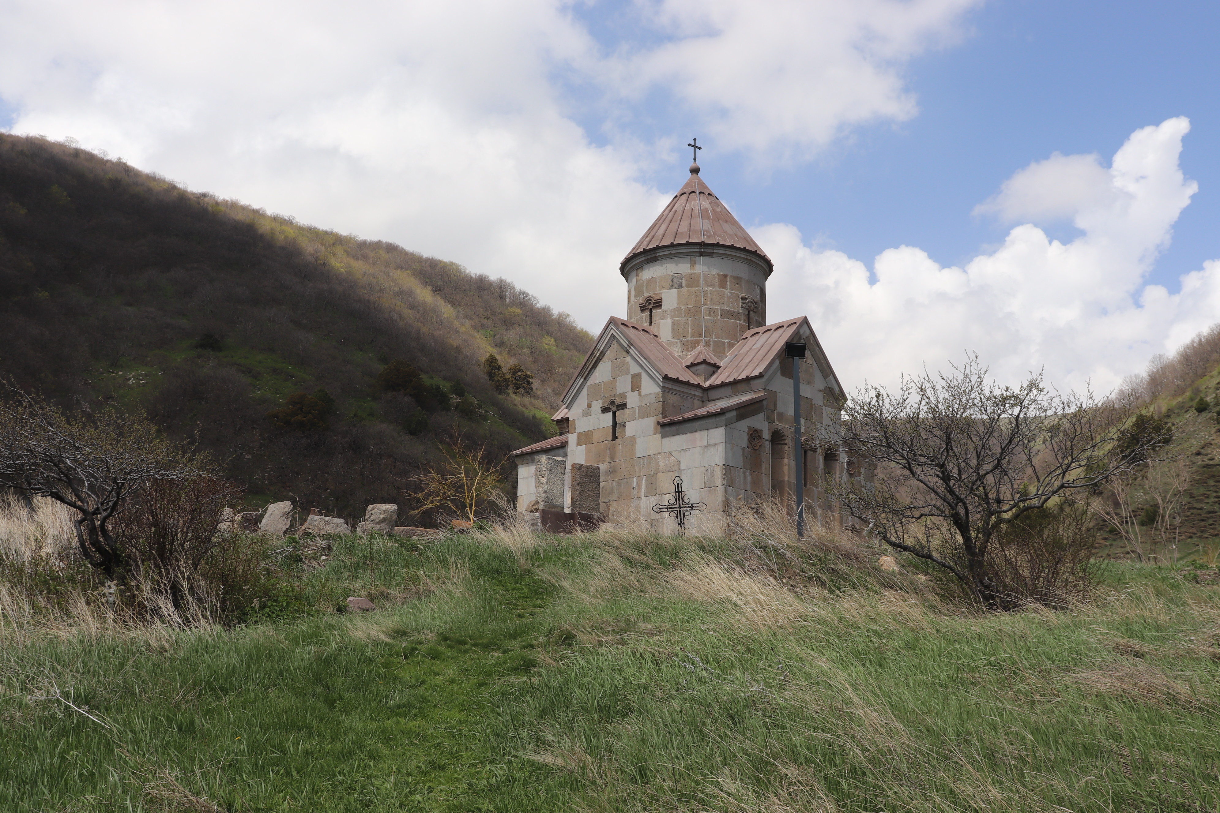 ՄԱՅՐԱՎԱՆՔ