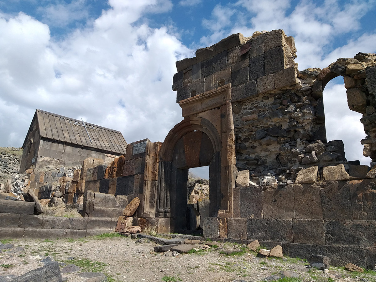 Ս. ՍԱՐԳԻՍ ՎԱՆԱԿԱՆ ՀԱՄԱԼԻՐ