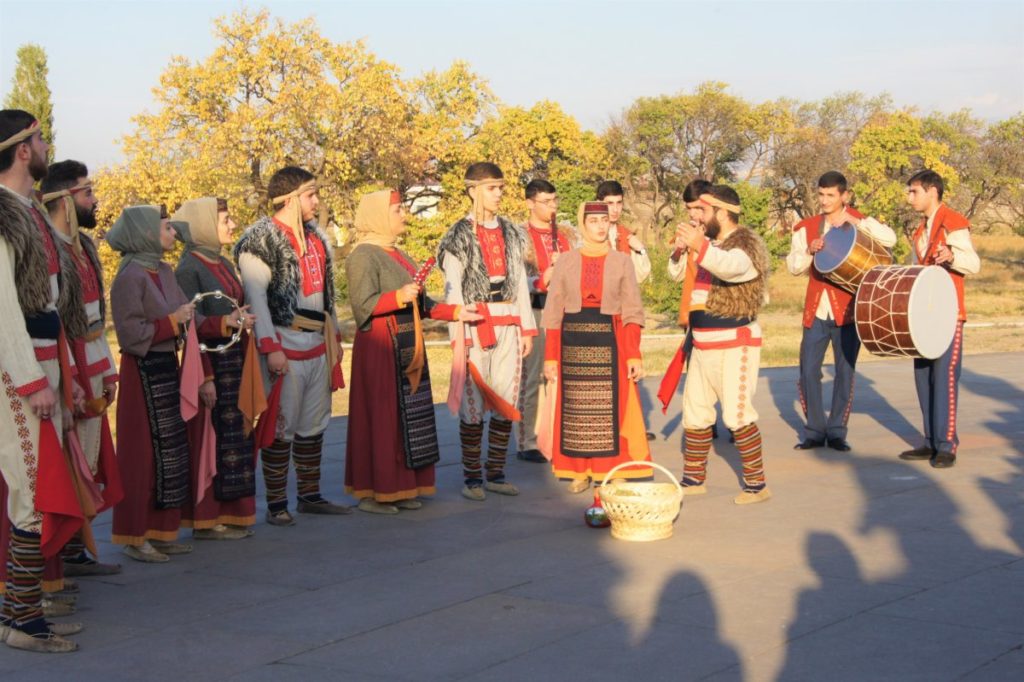 CIS MEMBER STATES REPRESENTATIVES FROM THE SPHERE OF CULTURE IN ZVARTNOTS