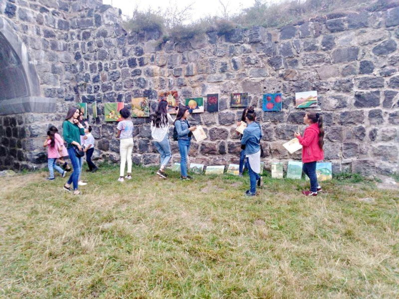 ԿԻՍՎԵԼՈՒ ԱՐՎԵՍՏԸ․ ՄԻՋՈՑԱՌՈՒՄՆԵՐ «ԼՈՌԻ ԲԵՐԴ»-ՈՒՄ և «ԳԼԱՁՈՐԻ ՀԱՄԱԼՍԱՐԱՆ»-ՈՒՄ